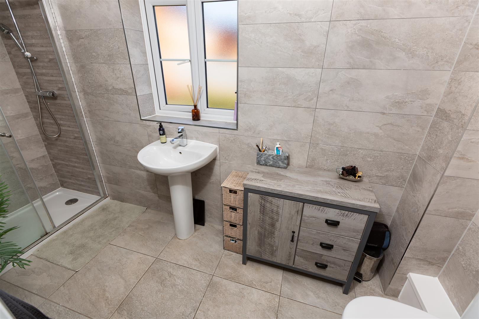 Awel Y Mor, Sketty, Swansea, SA2 9FL